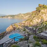 Hotell Capotaormina 4*