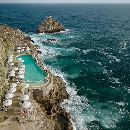 Отель Capotaormina 4*