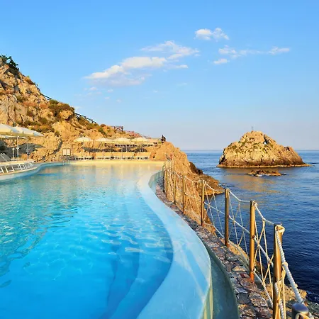 Отель Capotaormina Таормина