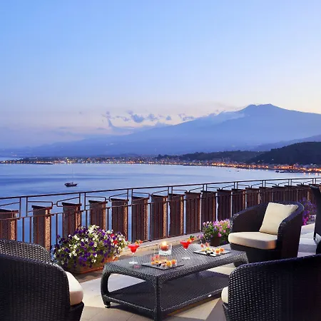 Capotaormina Hotel 4*