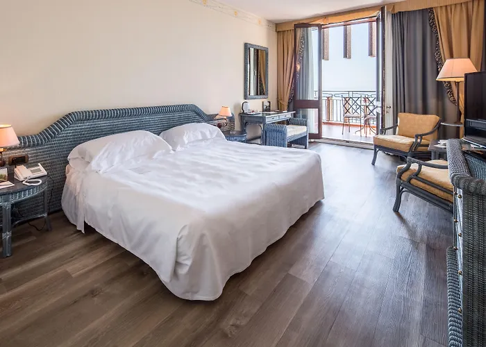 Capotaormina 4*