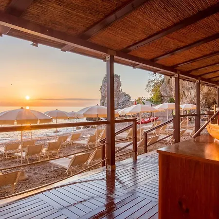 ホテル Capotaormina タオルミーナ