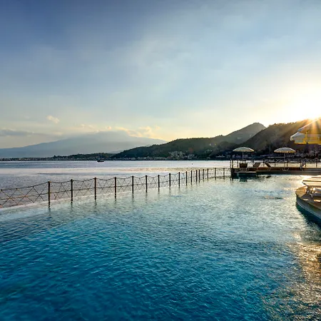 Capotaormina 4*