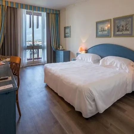 Capotaormina 4* Taormina