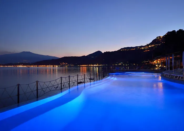 Hotel Capotaormina 4*